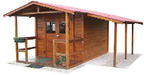 Casetta in legno da giardino 2.5x3 con tettoia laterale e veranda anteriore