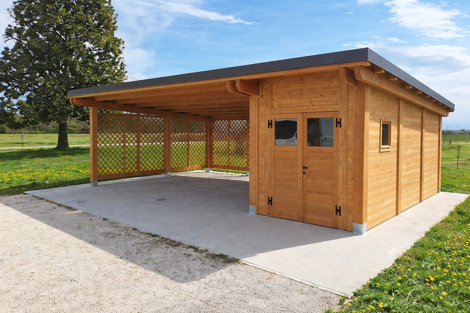 garage giardino copertura isolato